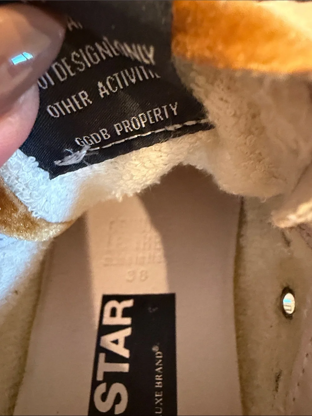 Golden Goose Women’s Gold Velvet Sneakers EUC EU size 38 US 7.5 / 8